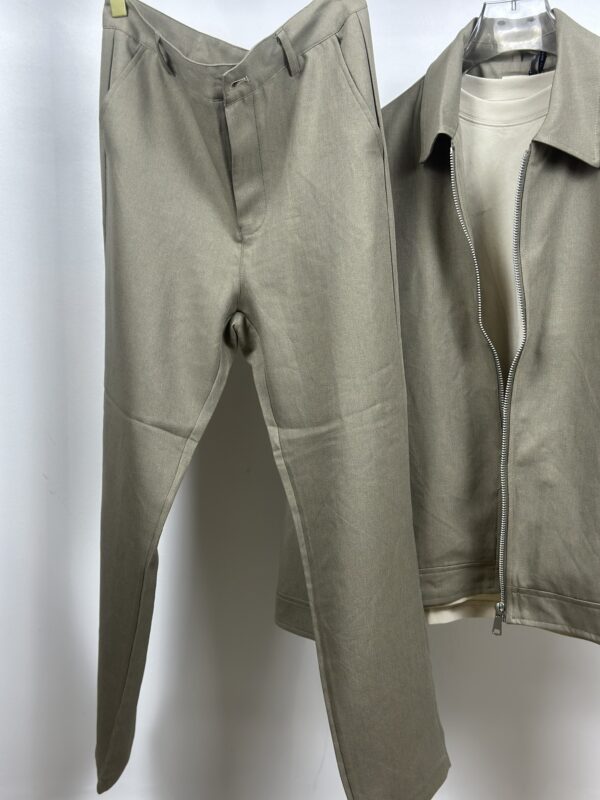 IMG_2236 ENSEMBLE FRILIVIN BEIGE ( demi saison )